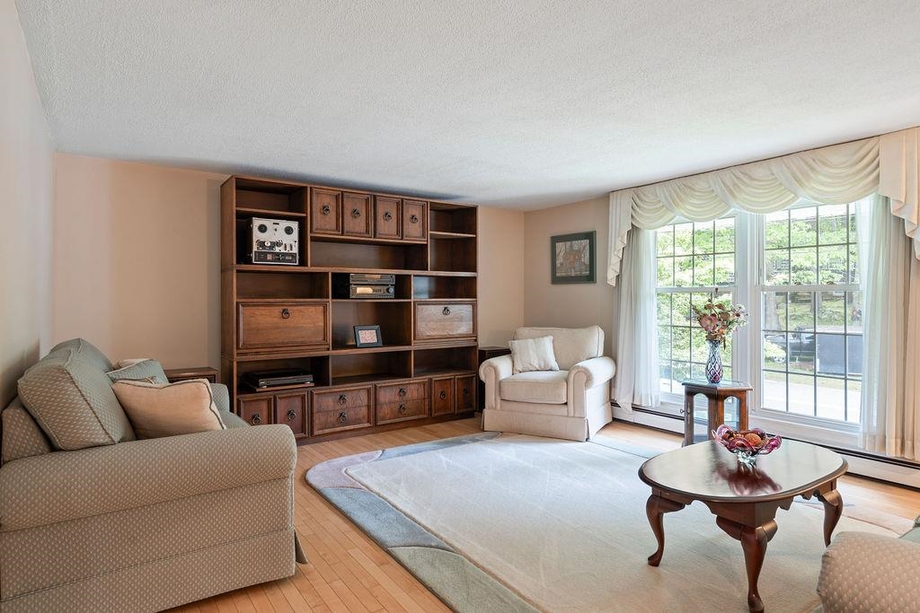 2 Harding Road Portsmouth, NH 03801 - Photo 12 of 39