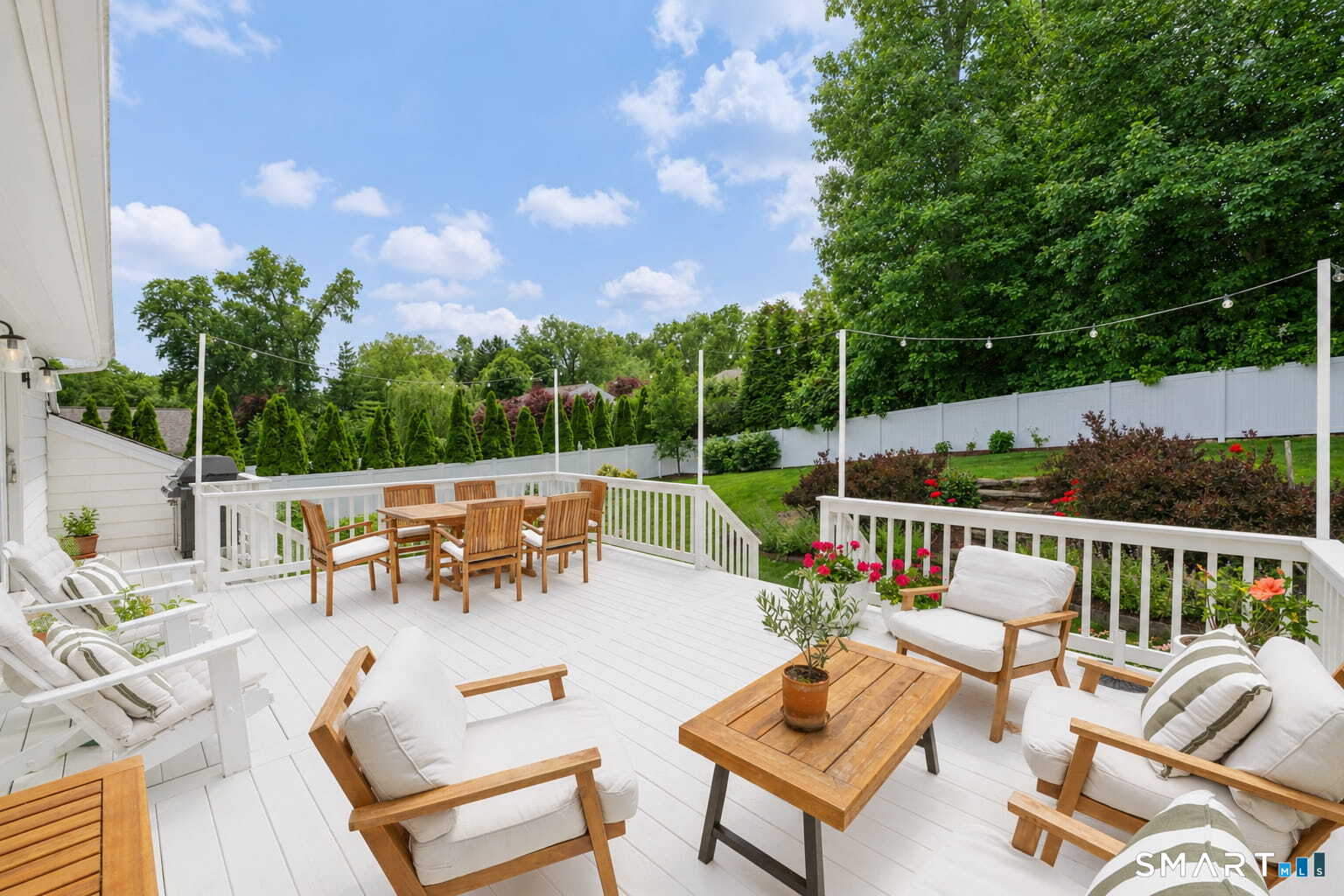 361 Lockwood Road Fairfield, CT 06825 - Photo 28 of 33
