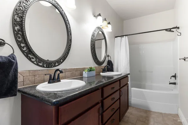 $439,000 | 138 East Breinholt Street, Meridian, ID 83646