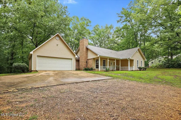 $270,000 | 1554 Orchard Wood Road, Terry, MS 39170