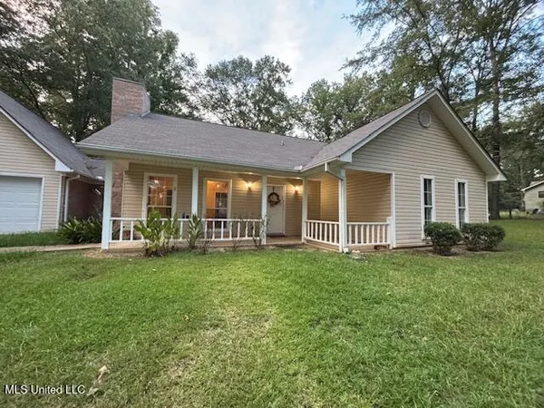 $270,000 | 1554 Orchard Wood Road, Terry, MS 39170