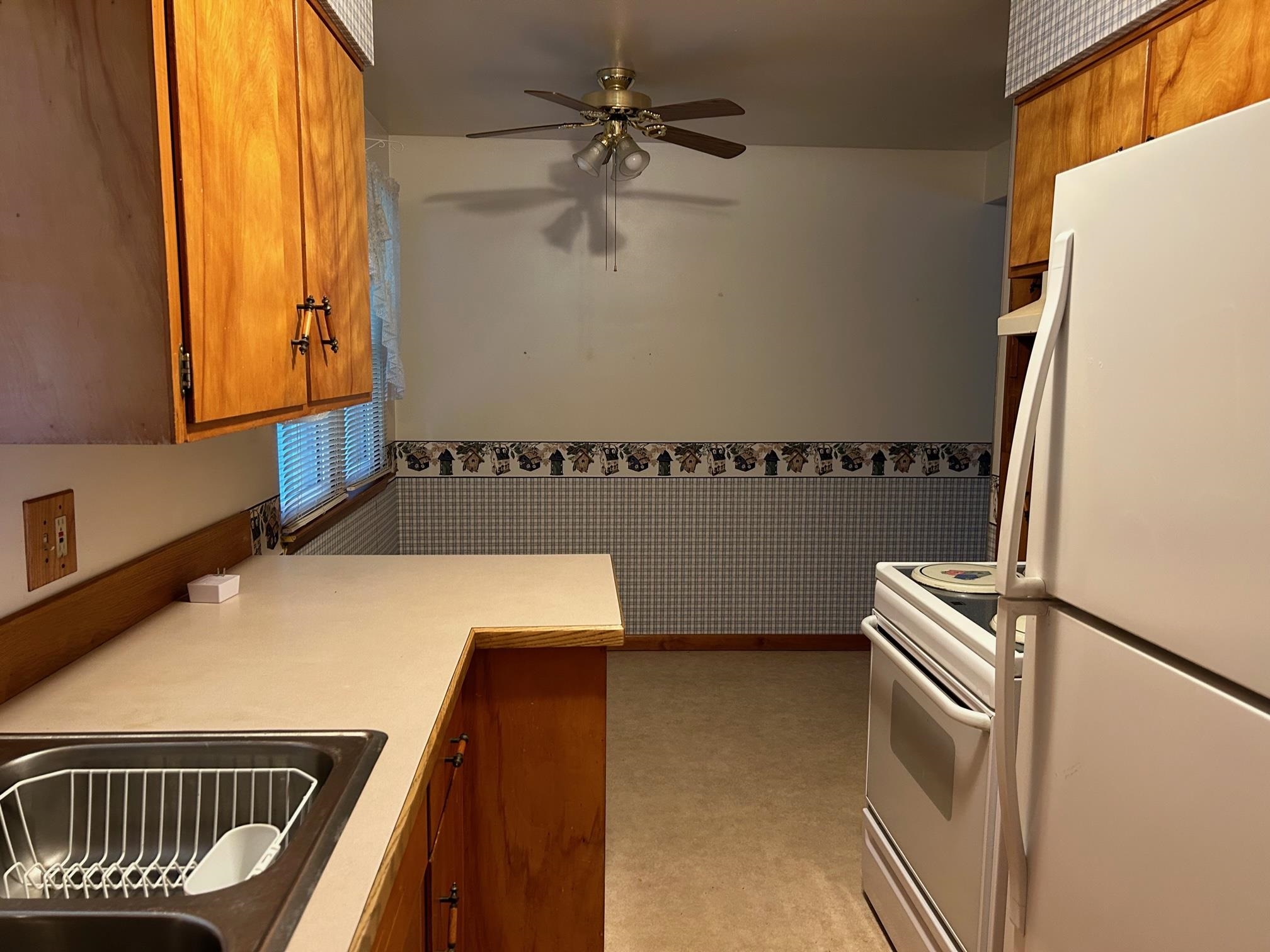 3375 Old Kawkawlin Road Bay City, MI 48706 - Photo 4 of 22 1916197-3.JPG