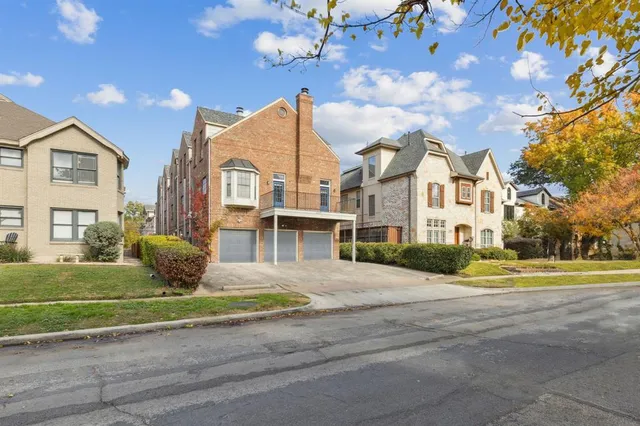 $3,500 | 4111 Herschel Avenue, Unit 2, Dallas, TX 75219