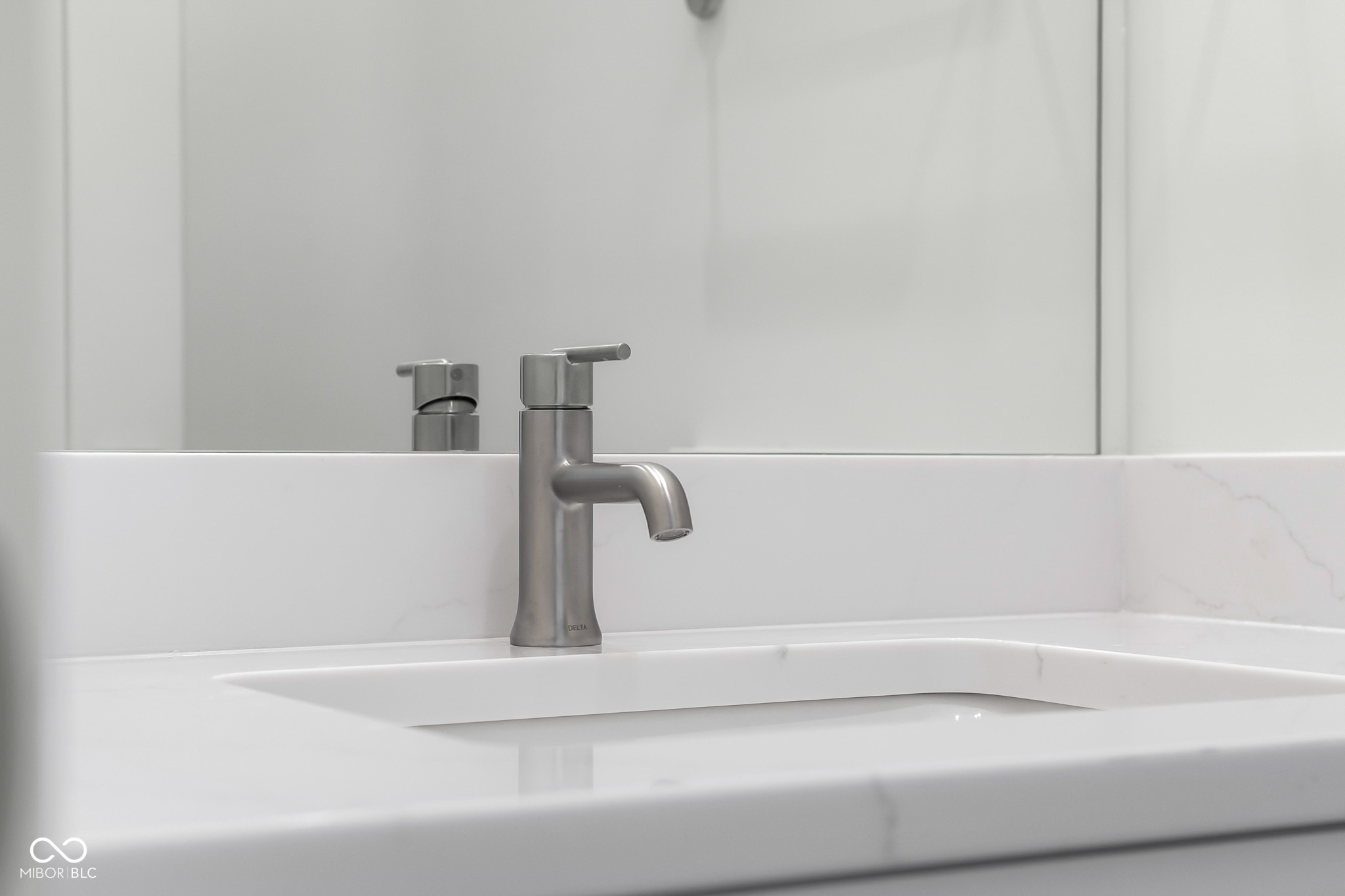 806 7th Street Columbus, IN 47201 - Photo 20 of 44