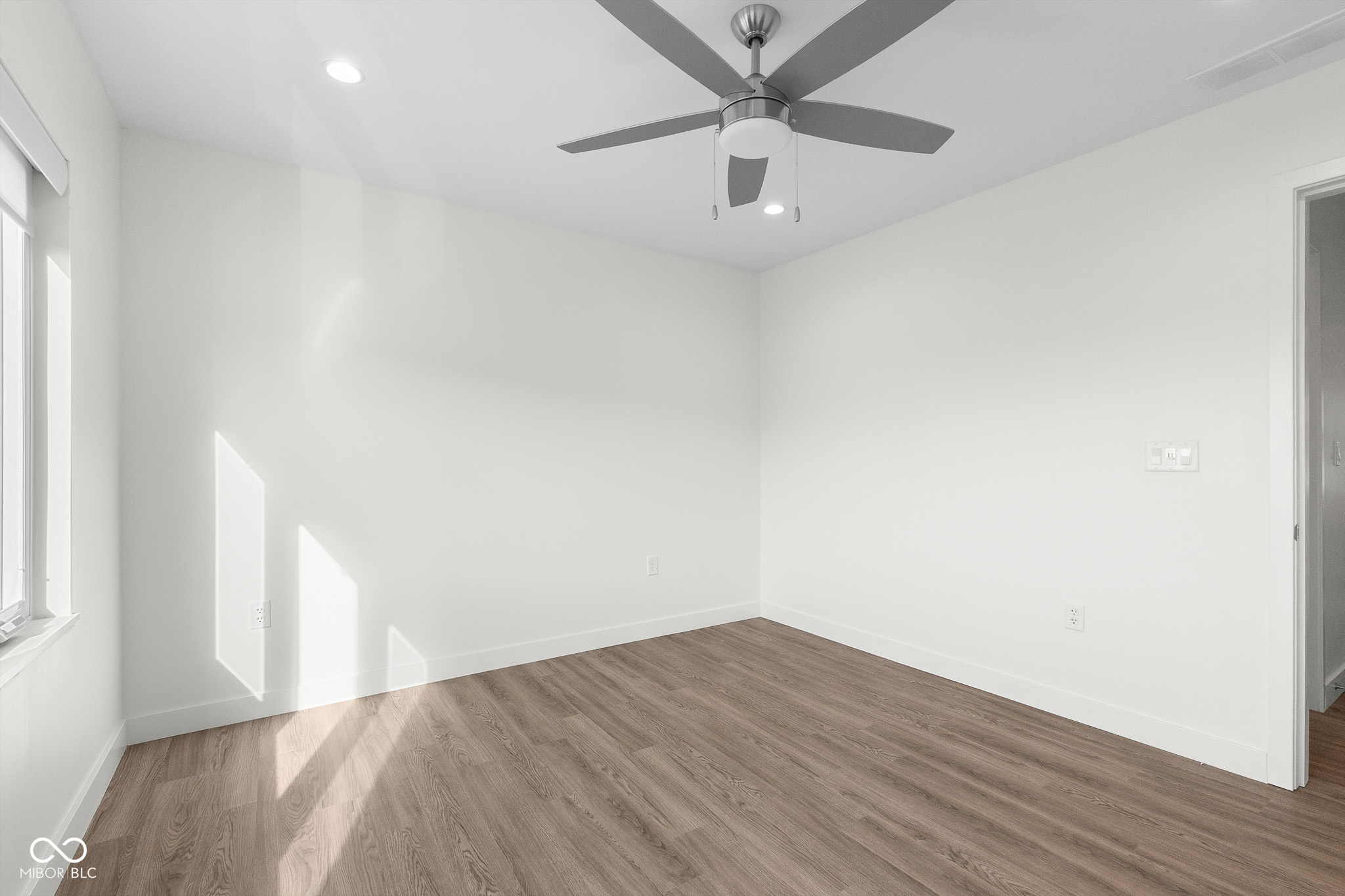 806 7th Street Columbus, IN 47201 - Photo 41 of 44