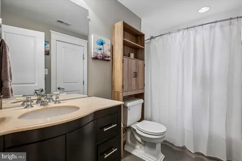 $2,249,000 | 2134 Emilys Lane, Falls Church, VA 22043