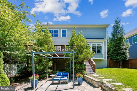 $2,249,000 | 2134 Emilys Lane, Falls Church, VA 22043