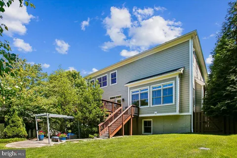 $2,249,000 | 2134 Emilys Lane, Falls Church, VA 22043