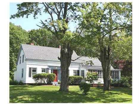 732 Wiscasset Road Boothbay, ME 04537 - Photo 1 of 1 Exterior Front.