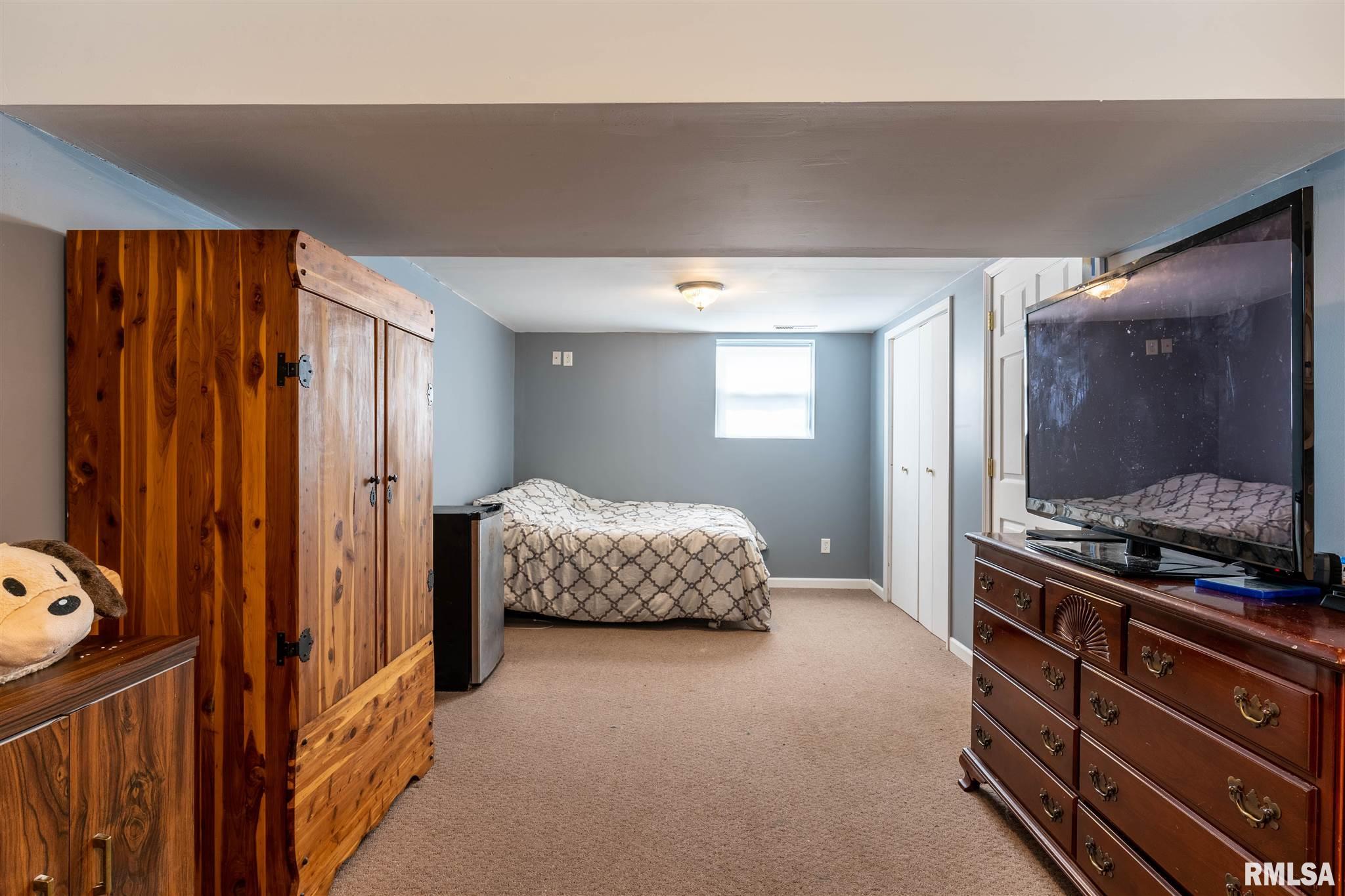 414 Dundee Road East Peoria, IL 61611 - Photo 15 of 23 Gallery Image 15