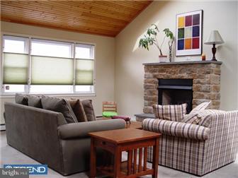 902 Oakbourne Road West Chester, PA 19382 - Photo 3 of 12 Family Room
