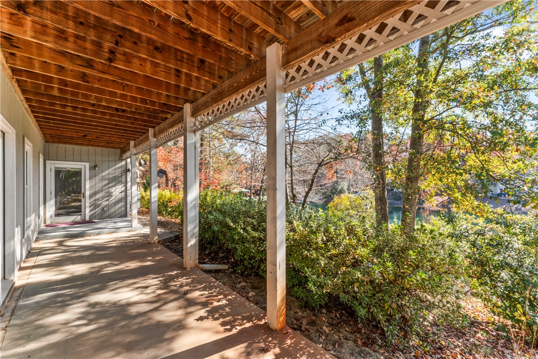 207 South Reach Lane Salem, SC 29676 - Photo 11 of 48