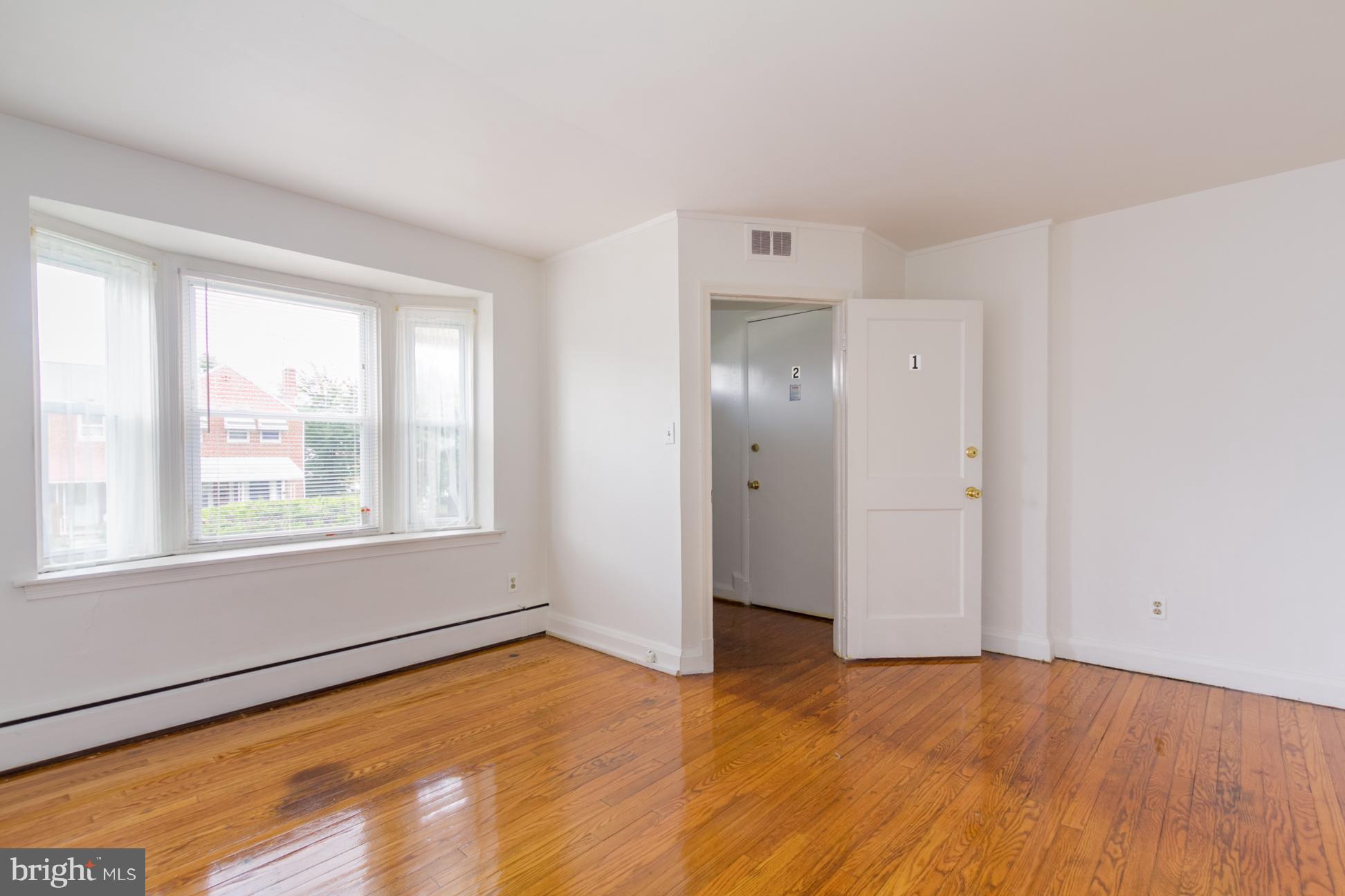 1925 Crestview Road Baltimore, MD 21239 - Photo 4 of 22 Unit 1 Living Room