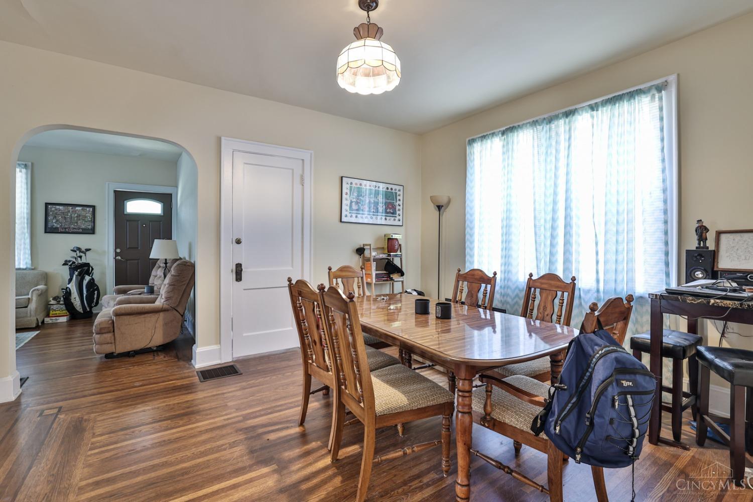 4935 Ralph Avenue Cincinnati, OH 45238 - Photo 7 of 39 Gallery Image 7