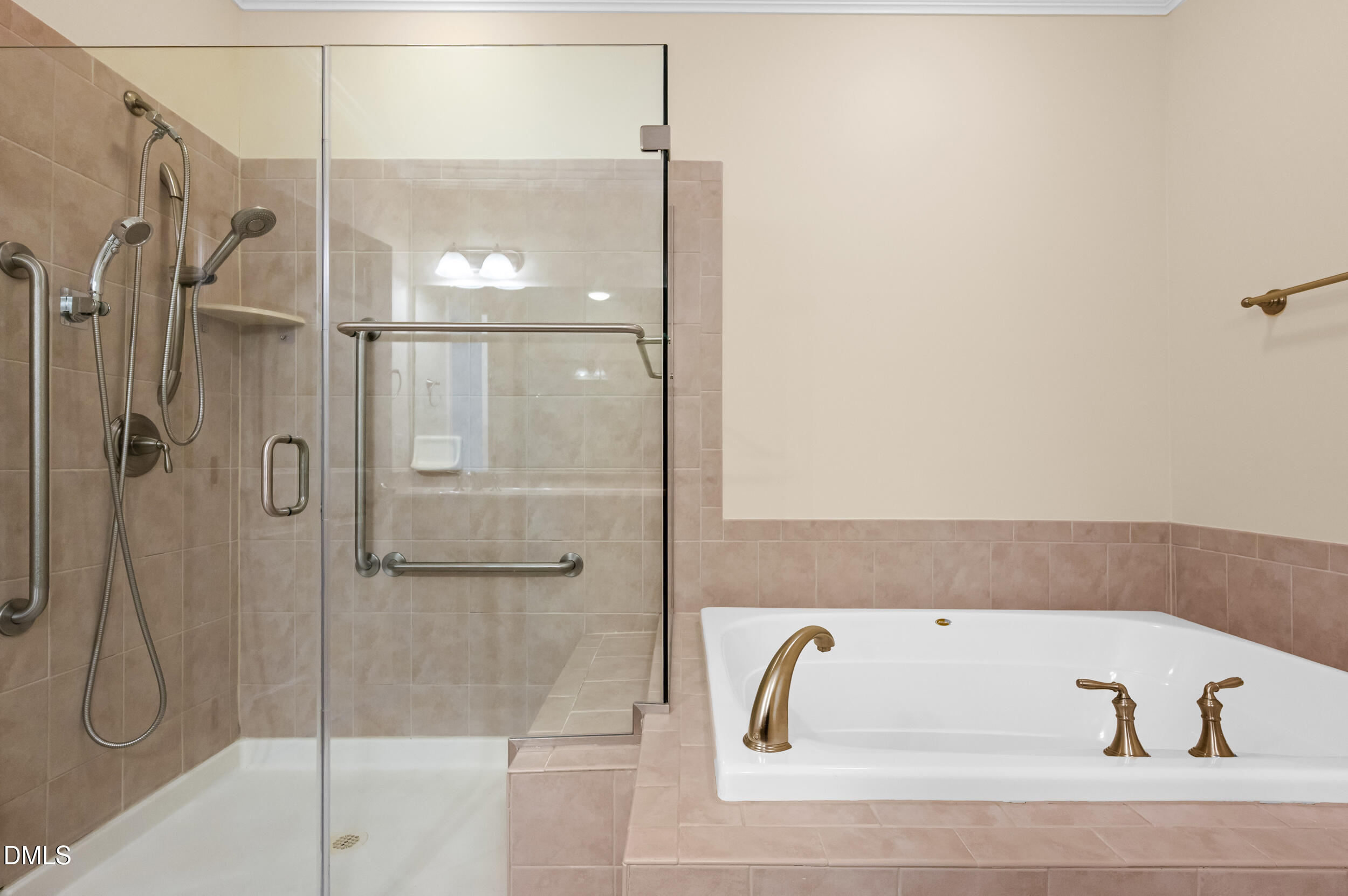 10511 Rosegate Court, Unit 5 Raleigh, NC 27617 - Photo 31 of 48 31_dsc_5882