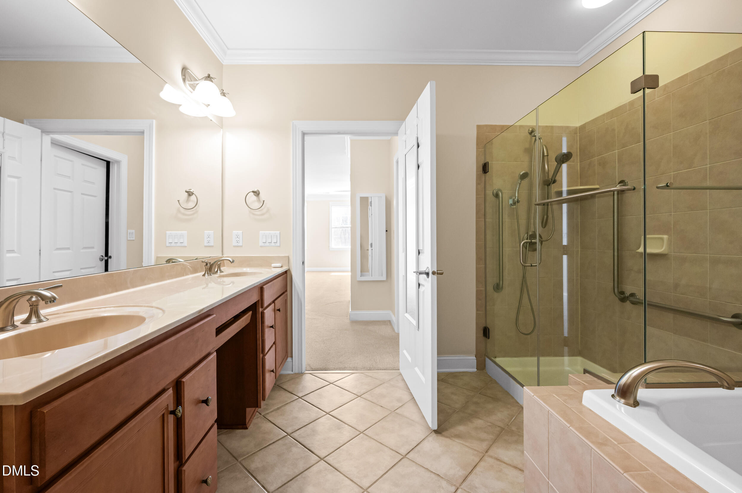 10511 Rosegate Court, Unit 5 Raleigh, NC 27617 - Photo 32 of 48 32_dsc_5885