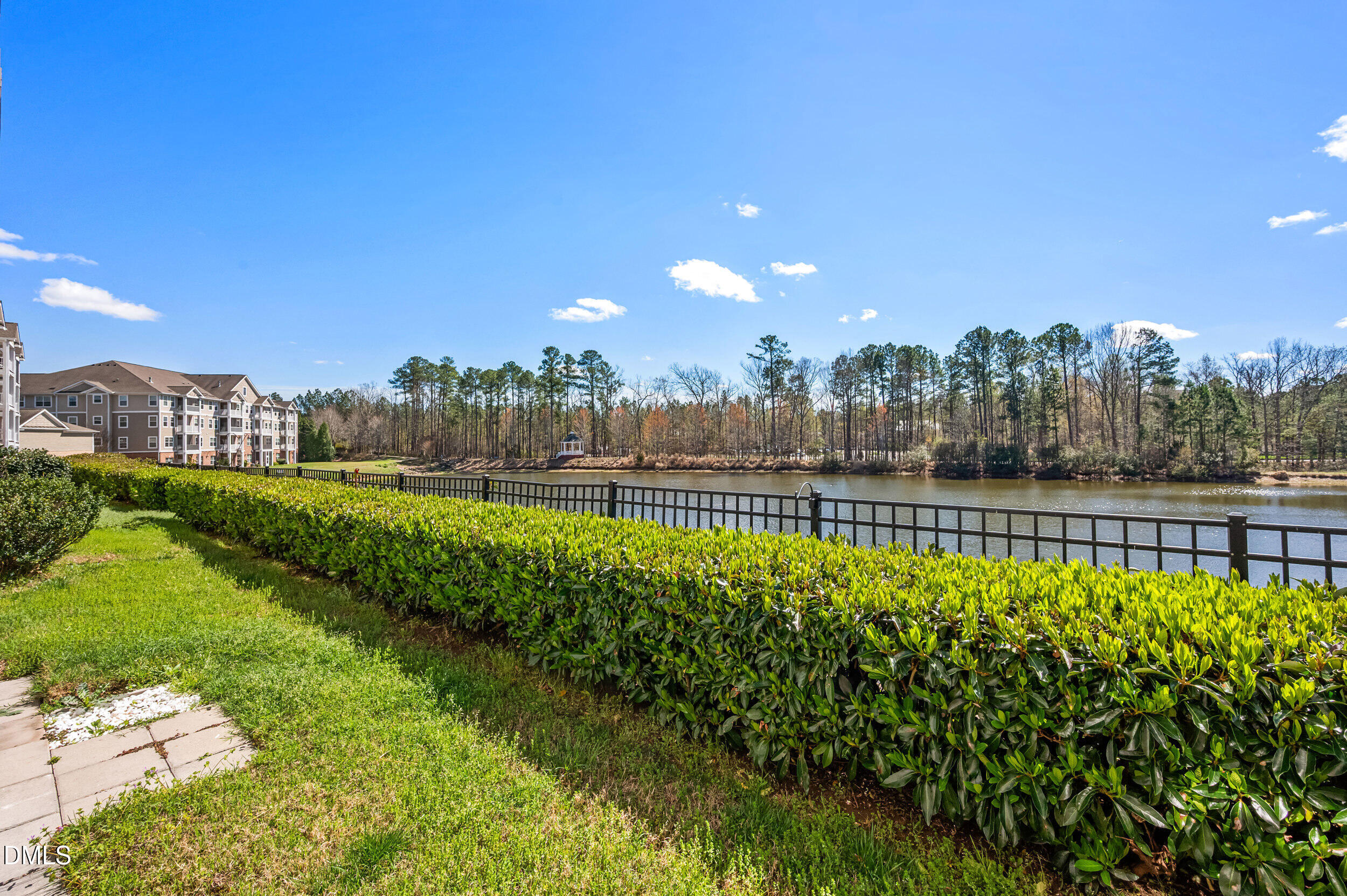 10511 Rosegate Court, Unit 5 Raleigh, NC 27617 - Photo 35 of 48 35_dsc_5892