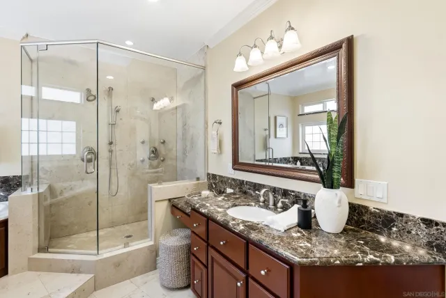 $2,750,000 | 1028 Van Nuys Street, San Diego, CA 92109