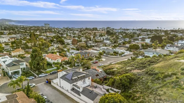 $2,750,000 | 1028 Van Nuys Street, San Diego, CA 92109