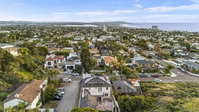 $2,750,000 | 1028 Van Nuys Street, San Diego, CA 92109