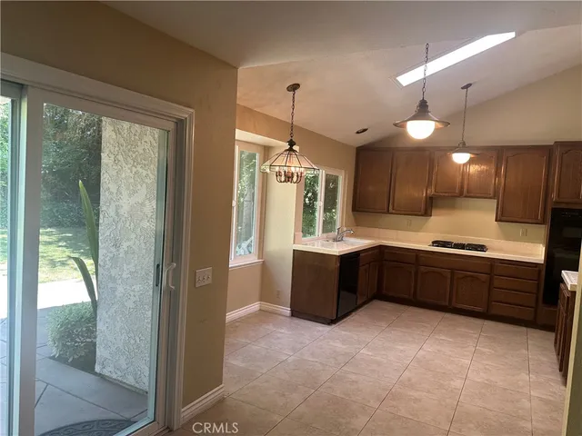 $5,660 | 20639 CÃrculo Loma, Yorba Linda, CA 92887