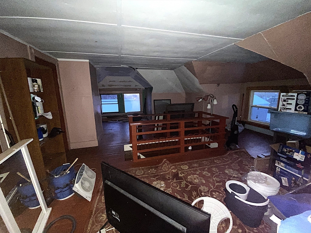 521 Liberty Street Springfield, MA 01104 - Photo 25 of 33 Gallery Image 25