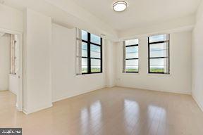 1830 Fountain Drive, Unit 1501 Reston, VA 20190 - Photo 29 of 62 Master BD without Vritual Staging