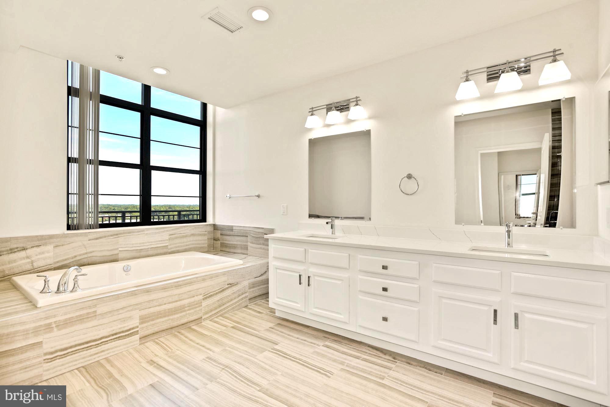 1830 Fountain Drive, Unit 1501 Reston, VA 20190 - Photo 30 of 62 Master Bedroom Bath