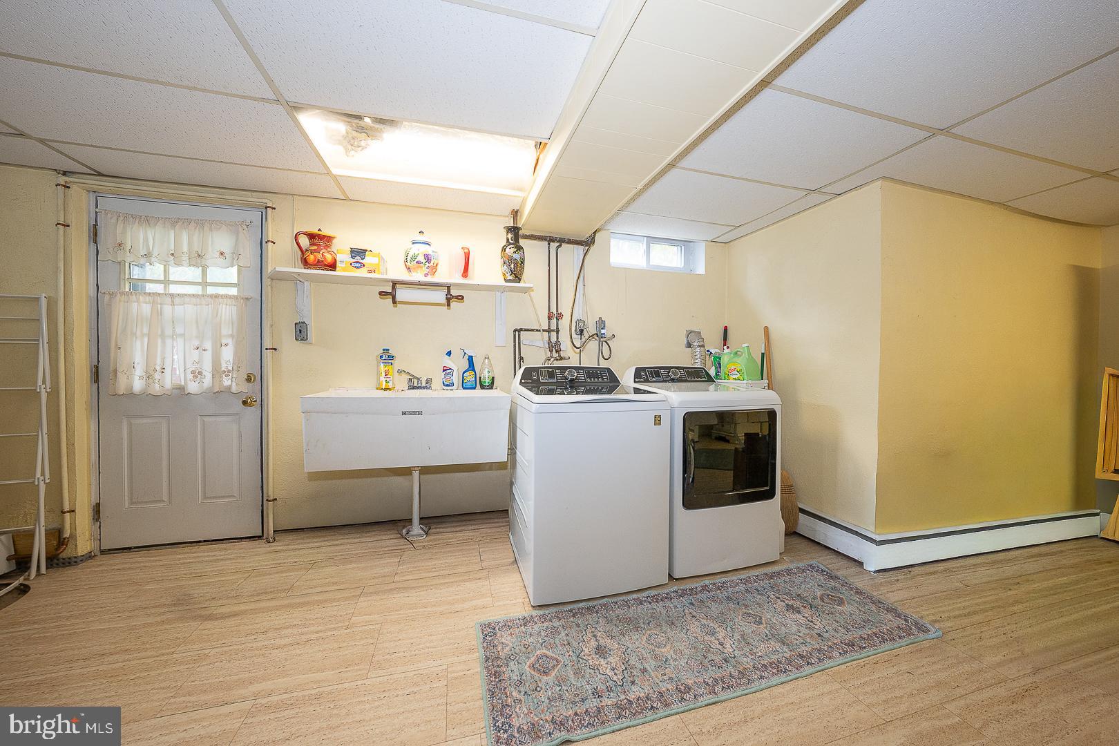 9 Buckwalter Road Audubon, PA 19403 - Photo 25 of 35 a utility room with washer and dryer