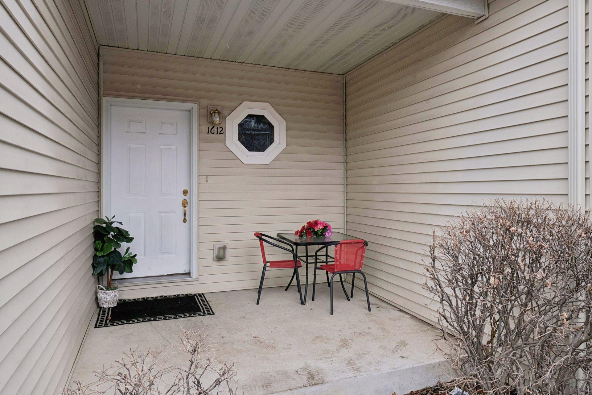 1612 68th Lane North Brooklyn Center, MN 55430 - Photo 2 of 30