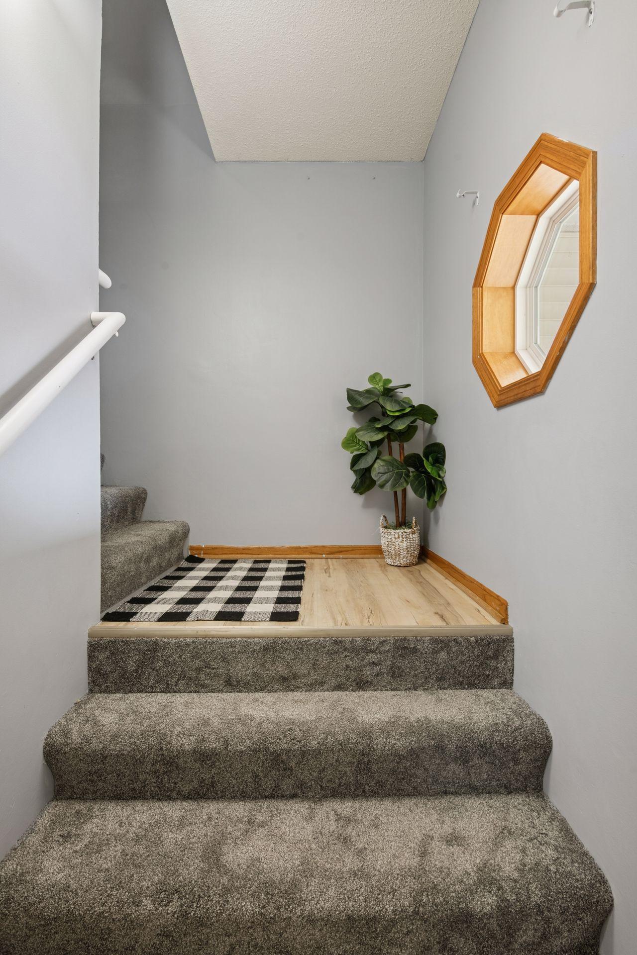 1612 68th Lane North Brooklyn Center, MN 55430 - Photo 5 of 30