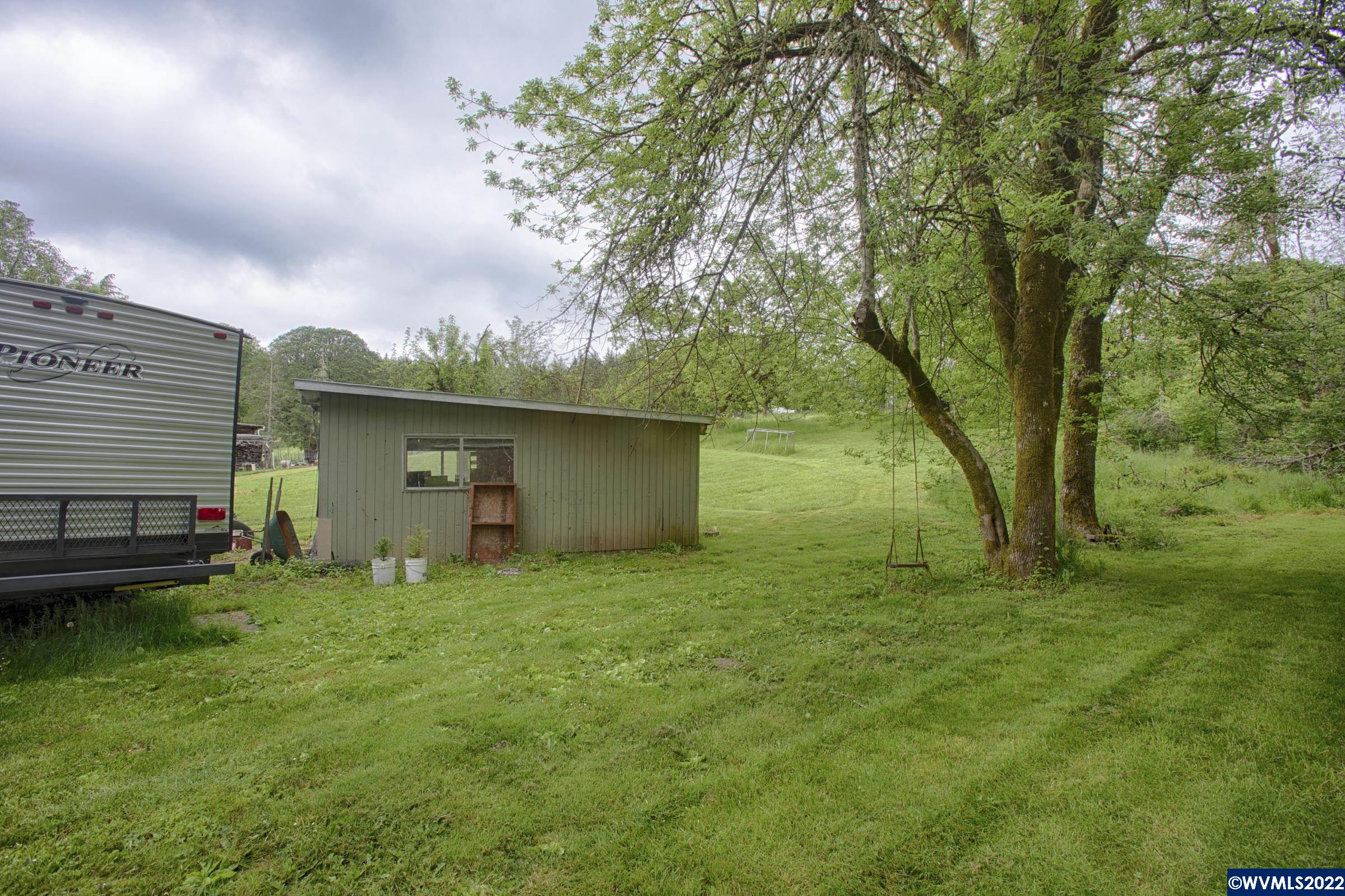 940 Perrydale Road Dallas, OR 97338 - Photo 25 of 29