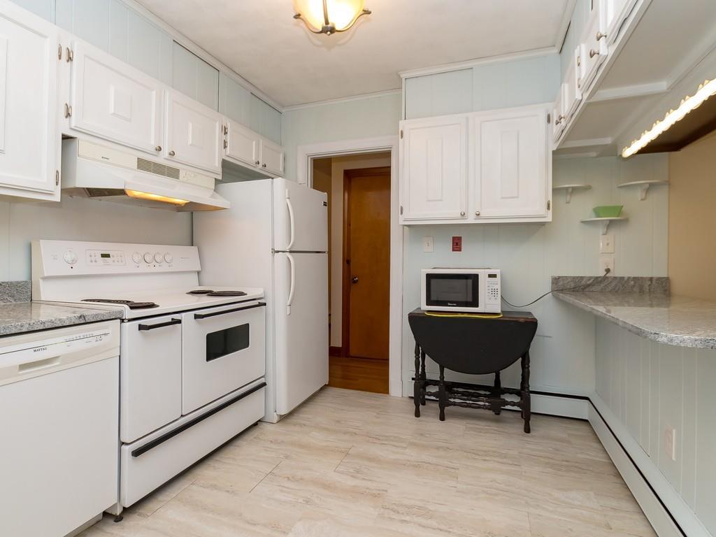 156 Ipswich Road Topsfield, MA 01983 - Photo 10 of 41 Gallery Image 10