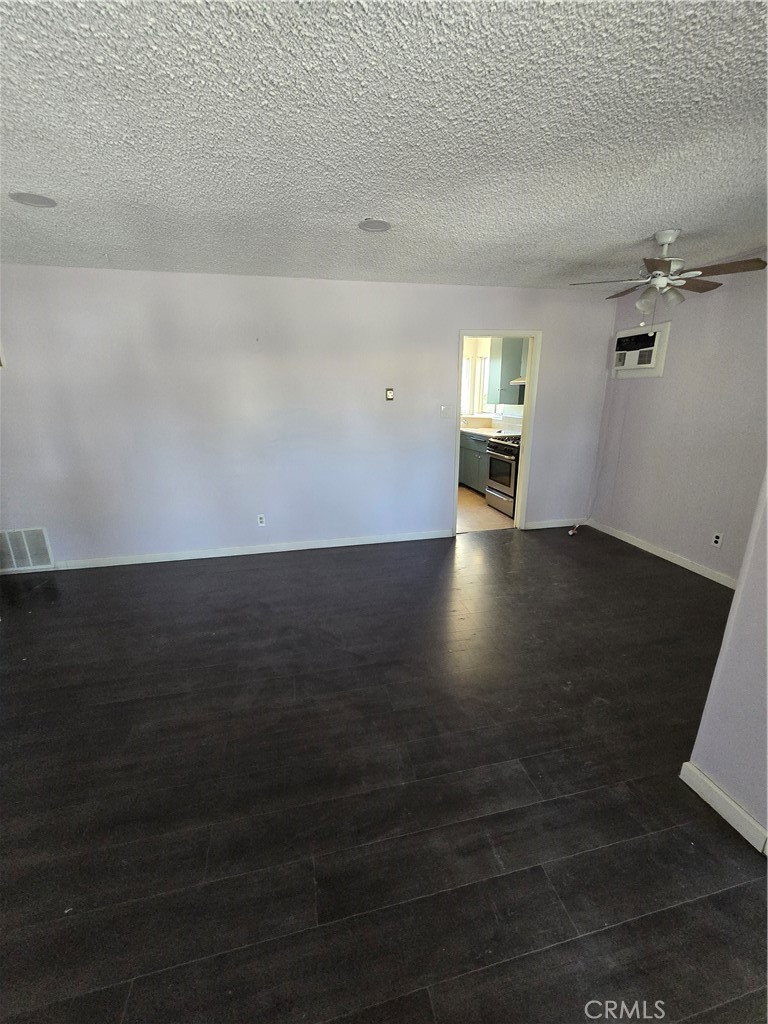 237 West Van Koevering Street Rialto, CA 92376 - Photo 5 of 9