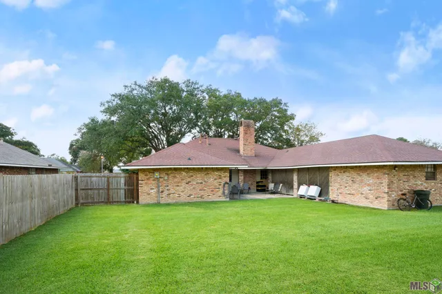 $384,000 | 7735 Lew Hoad Avenue, St. George, LA 70810