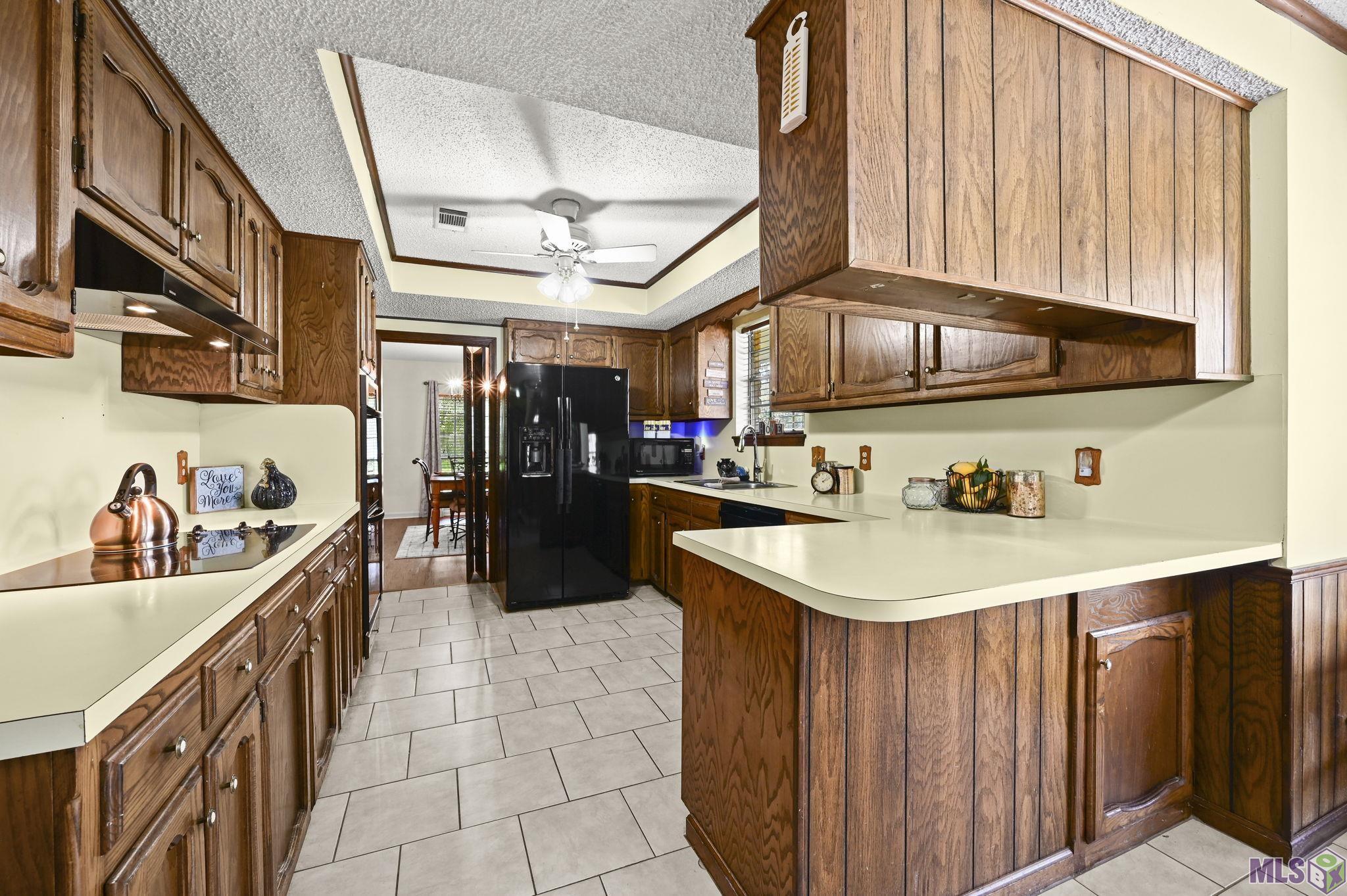 7735 Lew Hoad Avenue St. George, LA 70810 - Photo 3 of 34