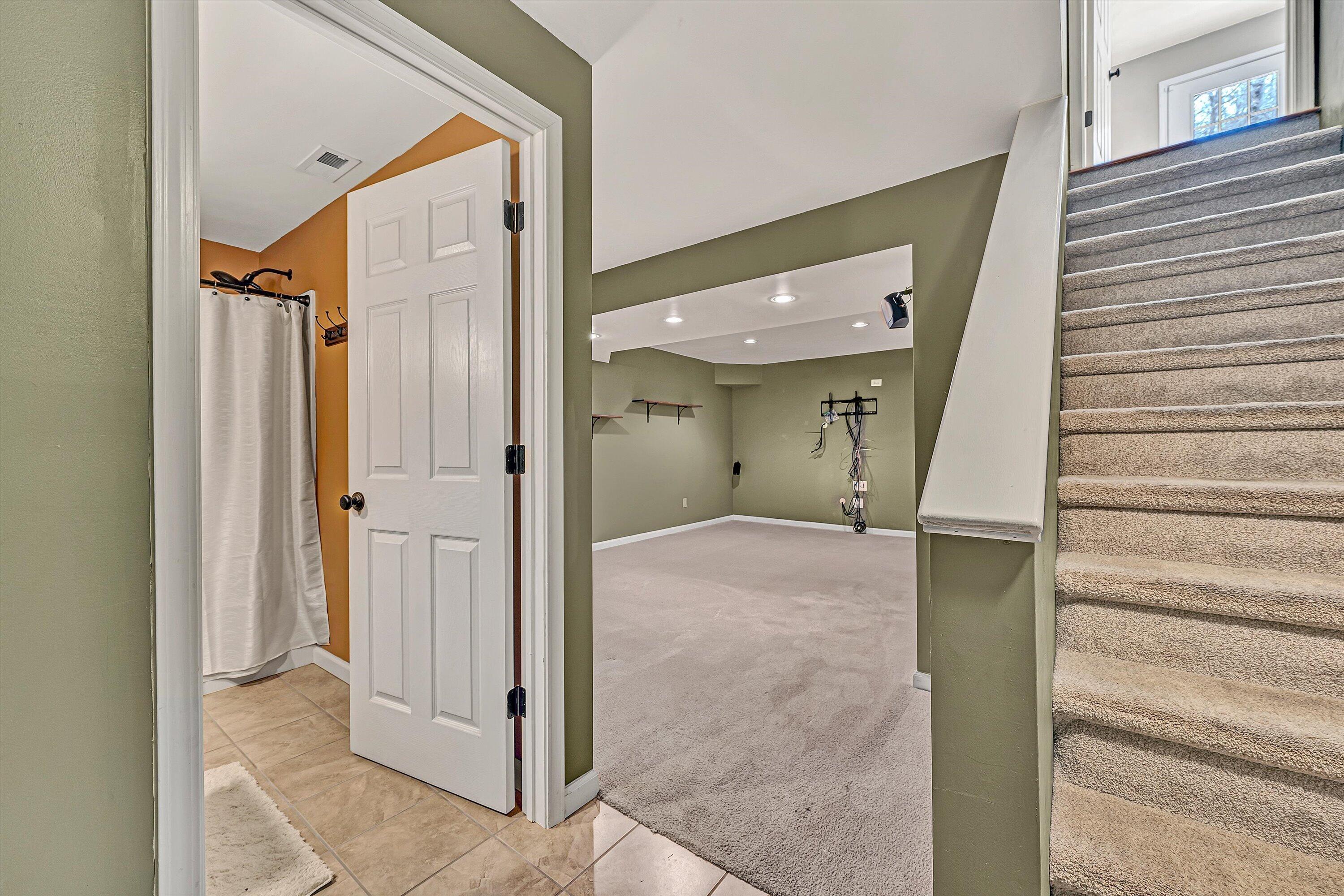 2540 Blue Ridge Springs Road Blue Ridge, VA 24064 - Photo 25 of 49 Lower level