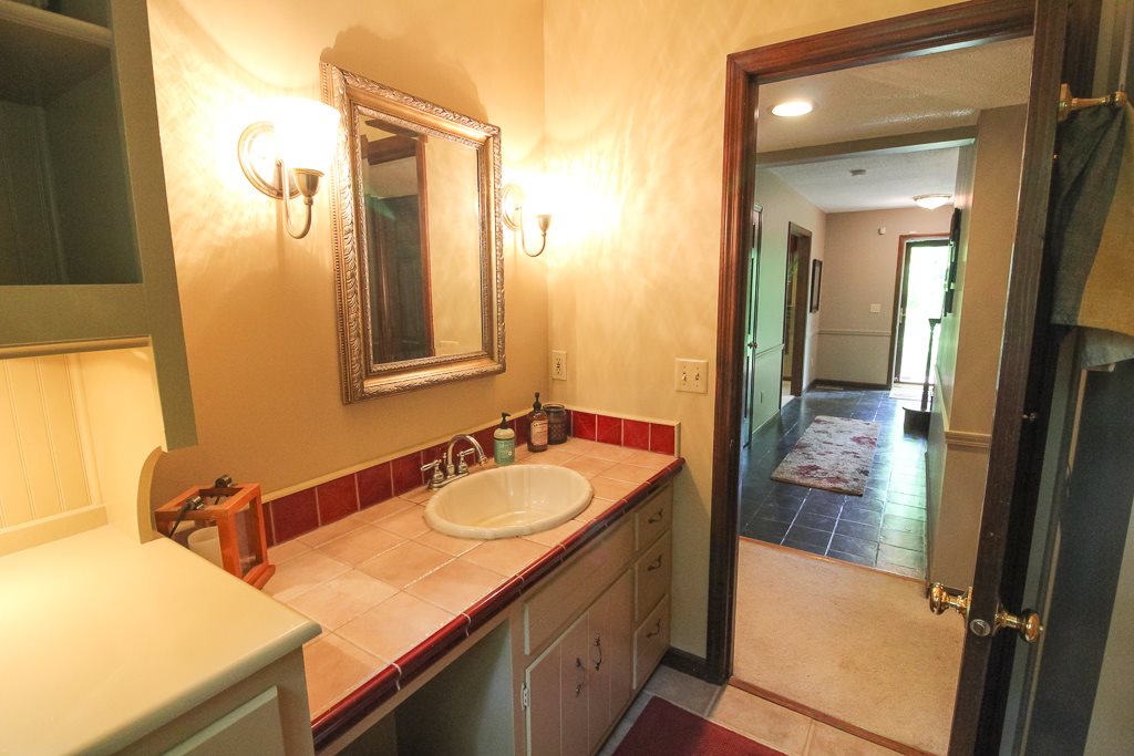 10615 Oaktree Road Fort Wayne, IN 46845 - Photo 18 of 36