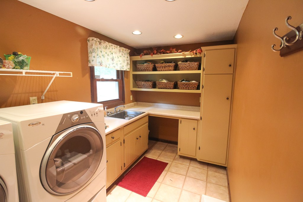 10615 Oaktree Road Fort Wayne, IN 46845 - Photo 30 of 36