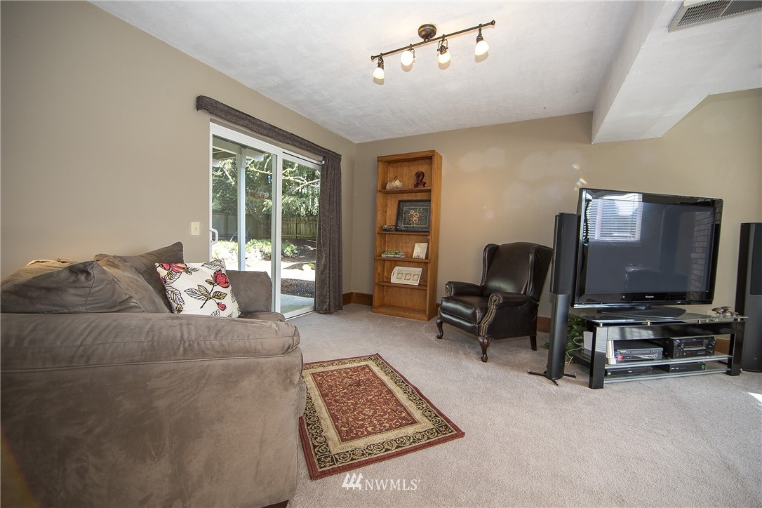 3023 164th Place Southeast Bothell, WA 98012 - Photo 14 of 17