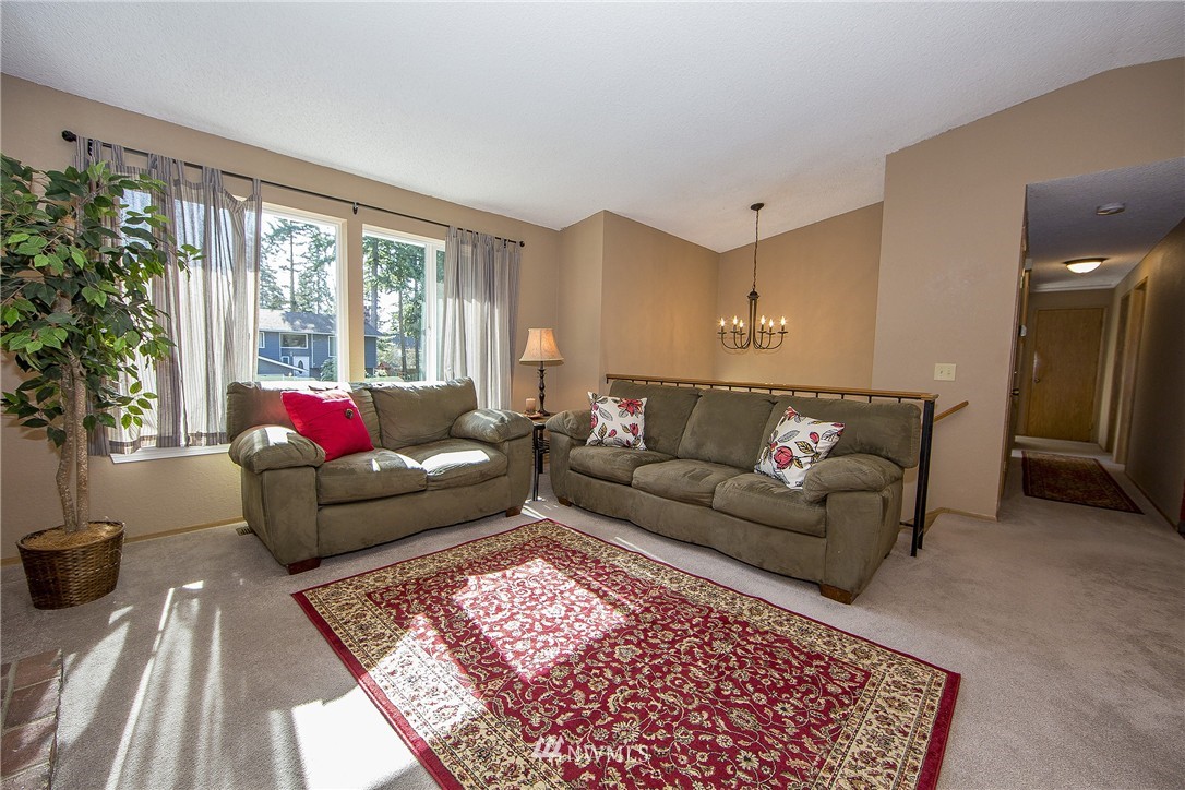 3023 164th Place Southeast Bothell, WA 98012 - Photo 4 of 17