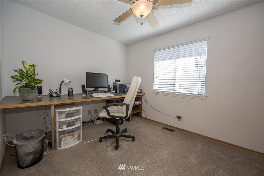 3023 164th Place Southeast Bothell, WA 98012 - Photo 10 of 17