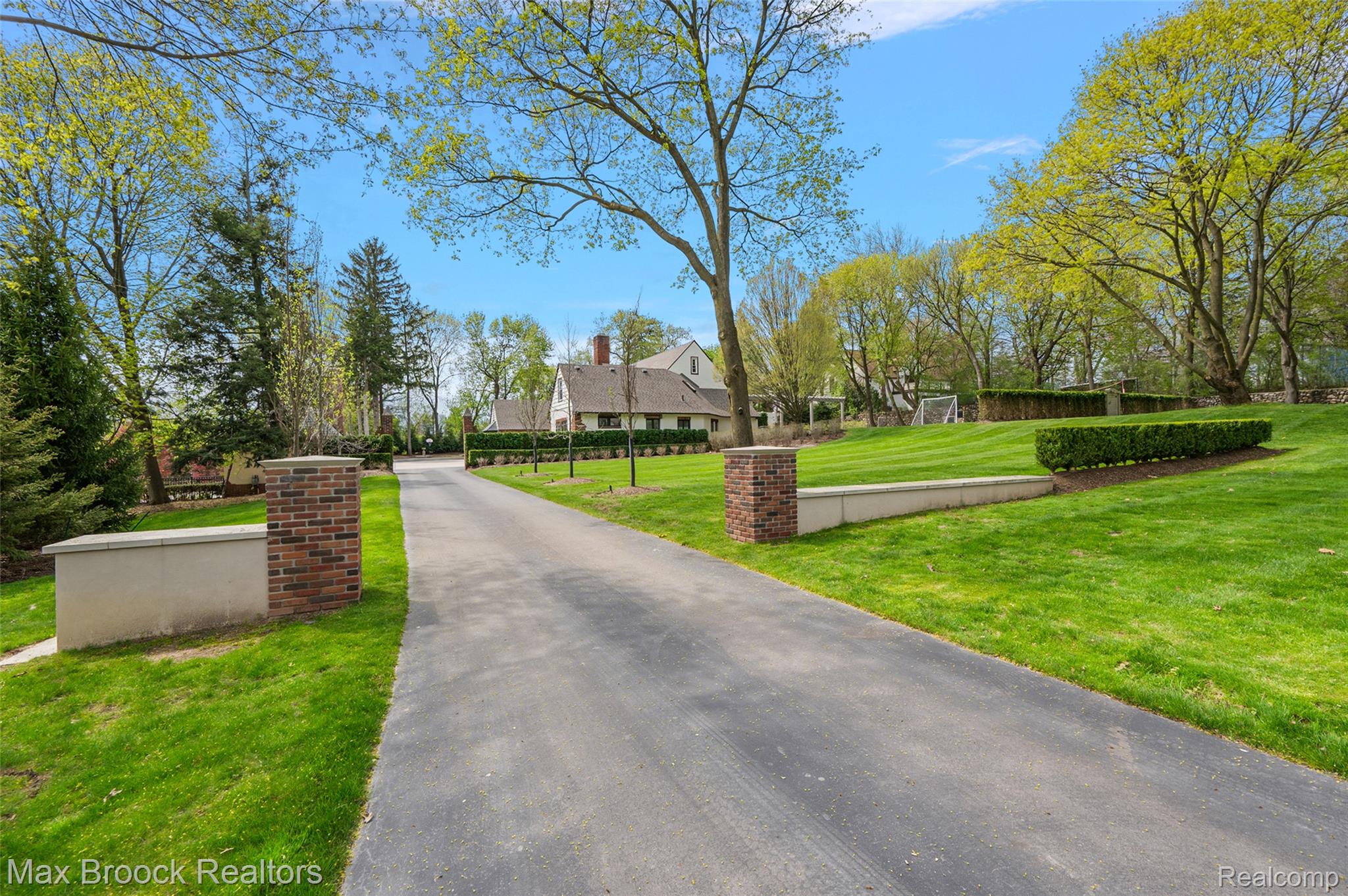 1583 Clarendon Road Bloomfield Hills, MI 48302 - Photo 60 of 73 1583 Clarendon Rd-3.jpg