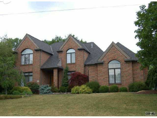 2236 Lane Road Columbus, OH 43220 - Photo 1 of 10