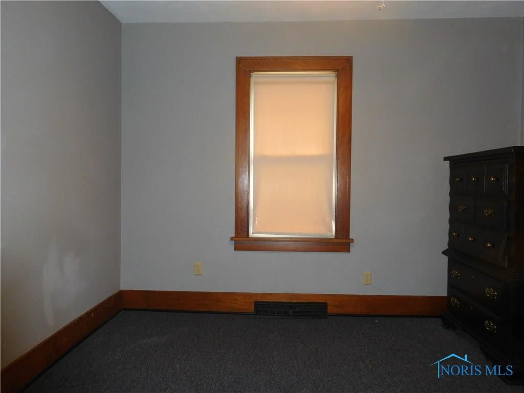 2128 Maginnis Road Oregon, OH 43616 - Photo 6 of 15 Gallery Image 6