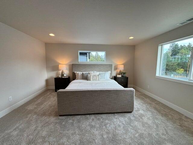 20237 Glen Vista Road Bend, OR 97703 - Photo 17 of 27 Primary