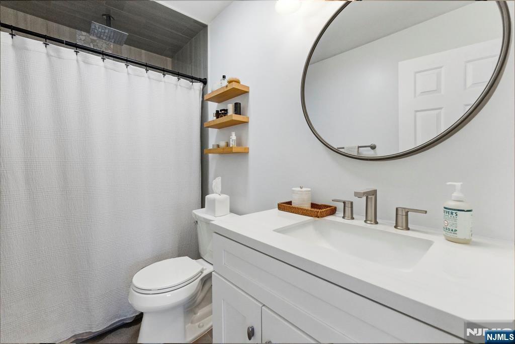 779 Riverside Avenue, Unit 201 Lyndhurst, NJ 07071 - Photo 25 of 35