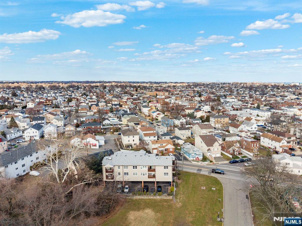 779 Riverside Avenue, Unit 201 Lyndhurst, NJ 07071 - Photo 31 of 35