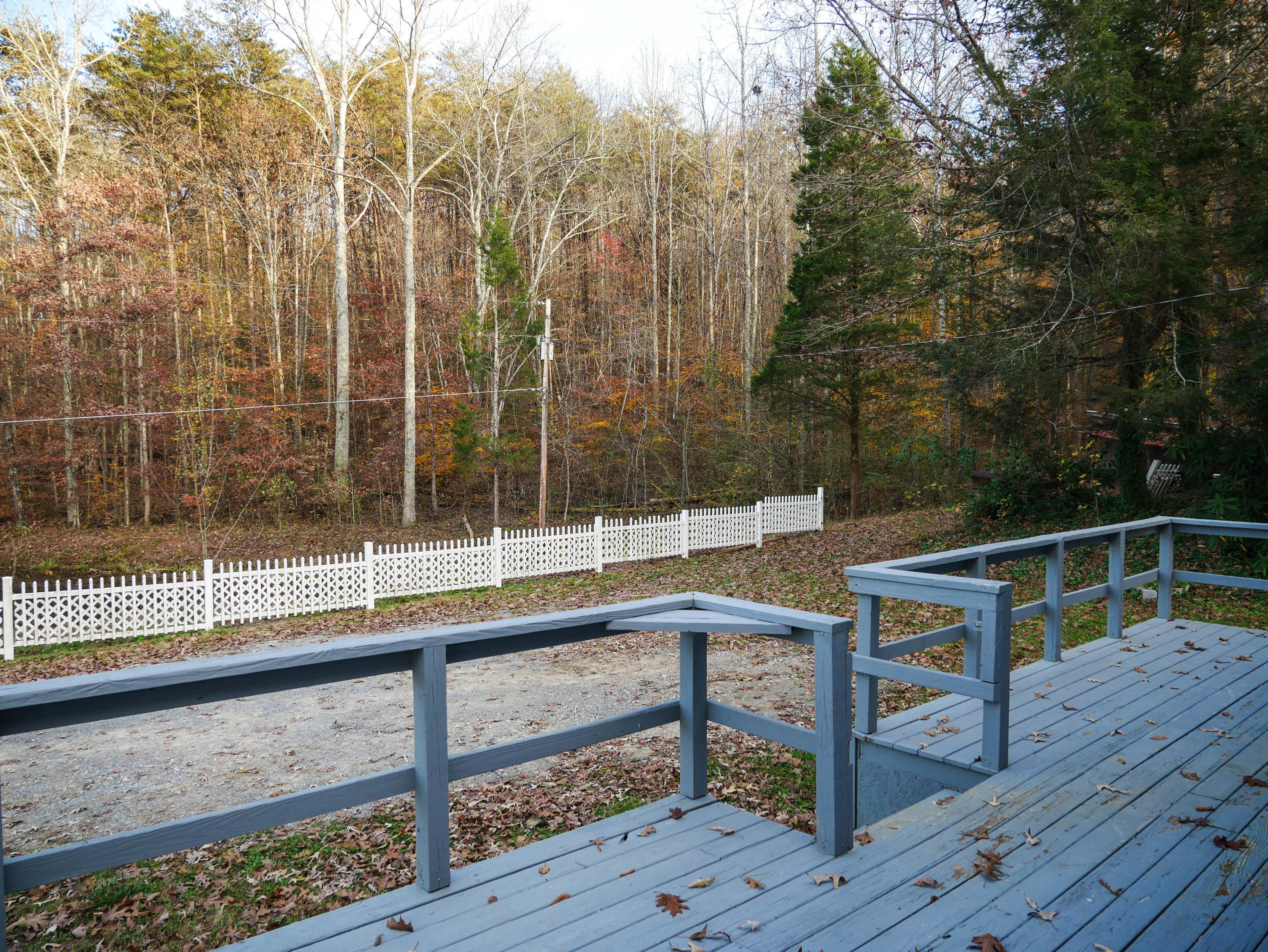 785 Blockhouse Valley Road Clinton, TN 37716 - Photo 6 of 23 P1020371