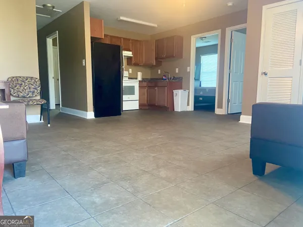 $1,300 | 103 B Ronald Pride Boulevard, Fort Valley, GA 31030